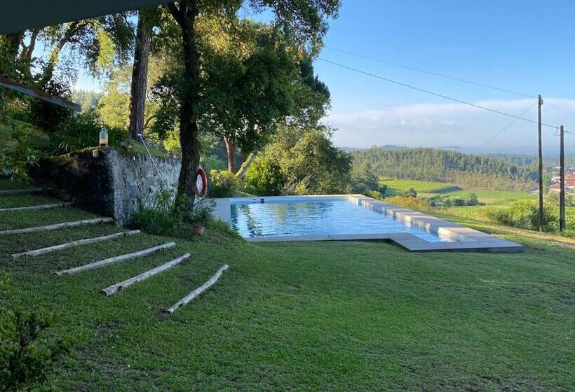 Lovely 6 Bed Cottage In Barcelos   Vila Cova