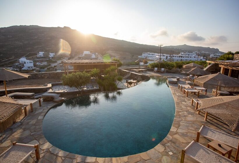 Nur Mykonian Suites