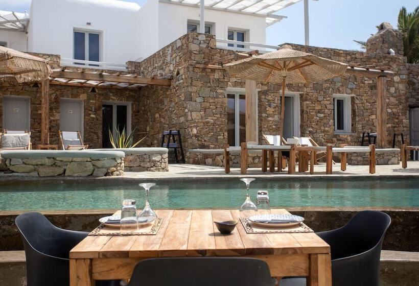 Nur Mykonian Suites