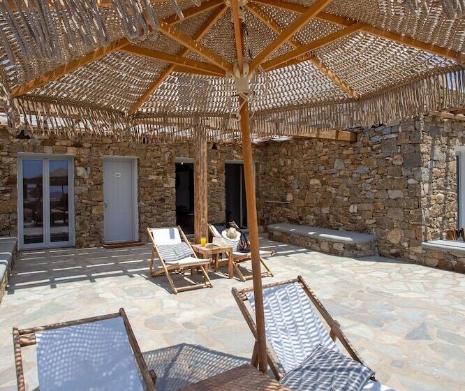 Nur Mykonian Suites