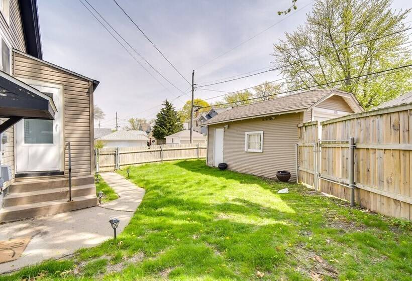 Pet Friendly Davenport Home   Near Casino & Golf