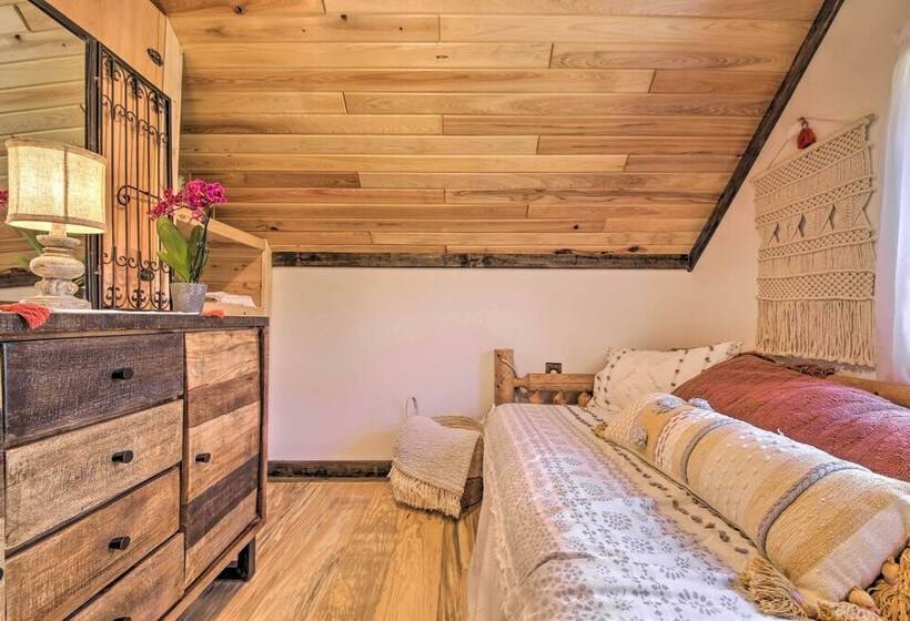 Unique Maine Log Cabin W/ Trout Ponds & Sauna!