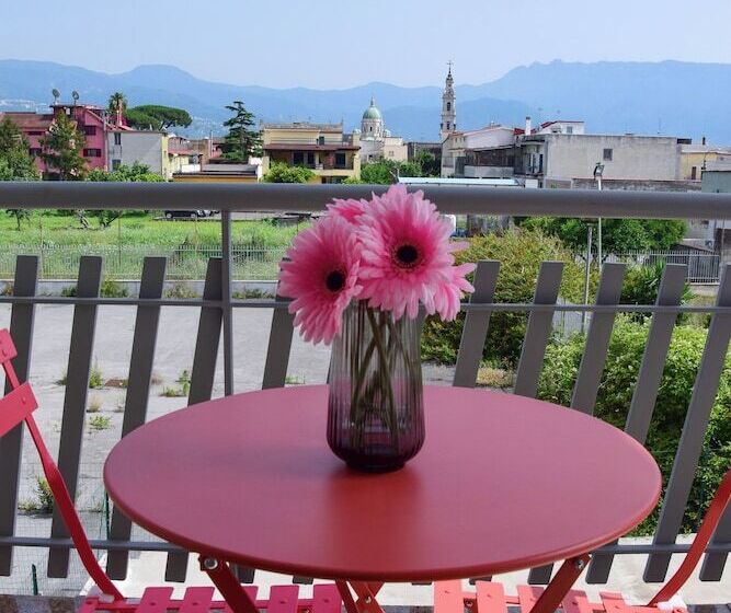 تختخواب و صبحانه Rosa Rooms Pompei