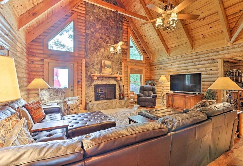 Purlear Luxury, Spacious Log Cabin W/ Mtn Views!