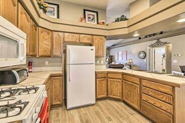 Quaint Bullhead City Home: Patio + Mtn Views!