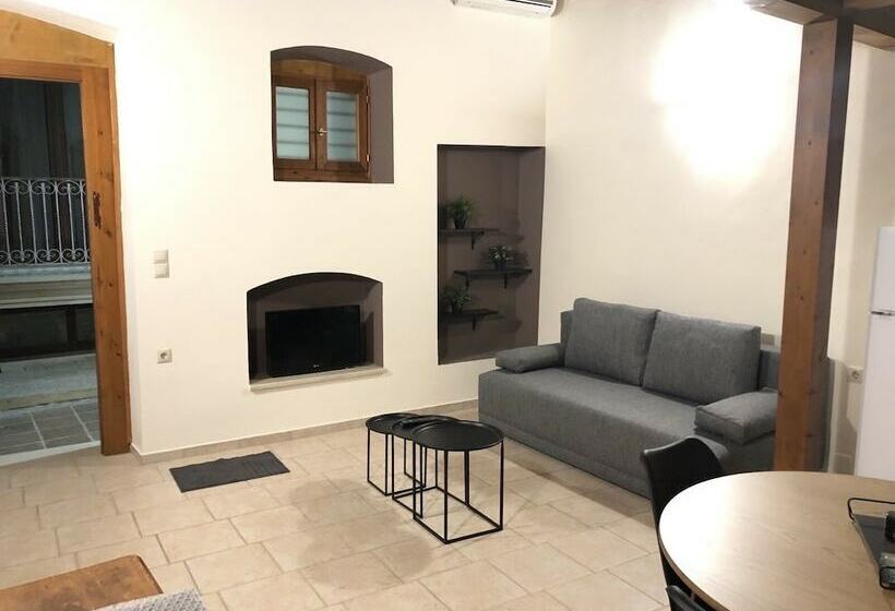 اقامتگاه Maisonette Nineta In The Heart Of The City