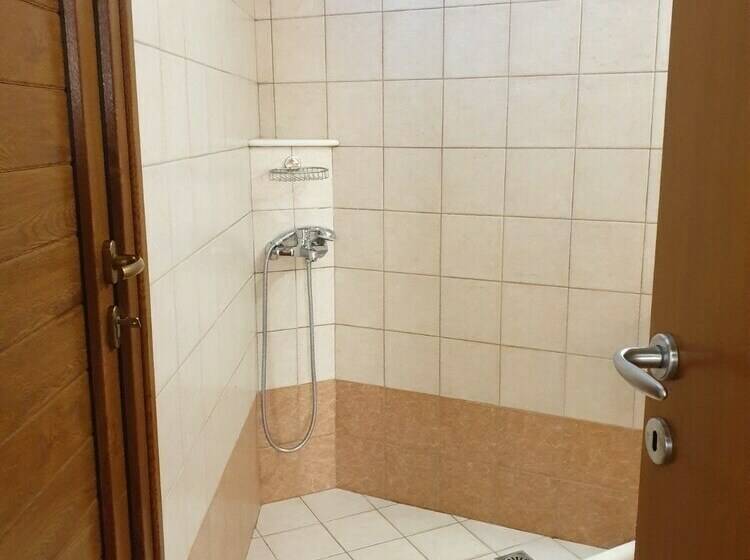 اقامتگاه Maisonette Nineta In The Heart Of The City