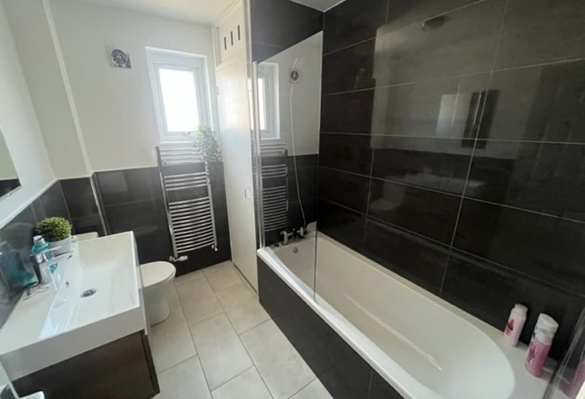 דירת נופש Remarkable 3 Bed House In Cambridge