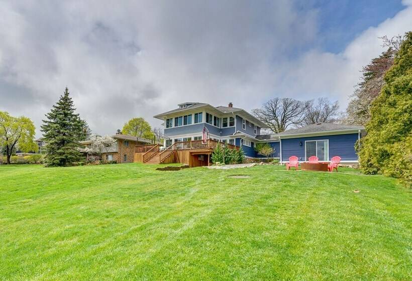 Riverfront St Clair Home   Walk To Downtown!