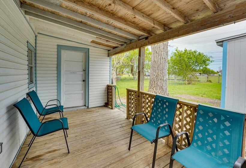 Stylish Aransas Pass Vacation Home Rental!