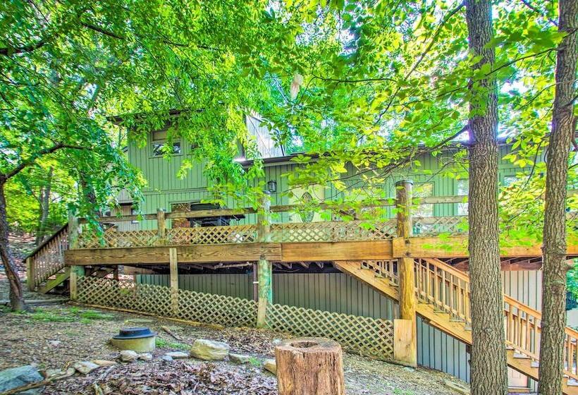 The Dodge Lodge Near Massanutten Ski Lift!