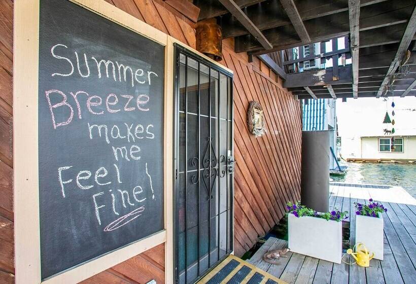 Tranquility  Float House On Lk Pend Oreille