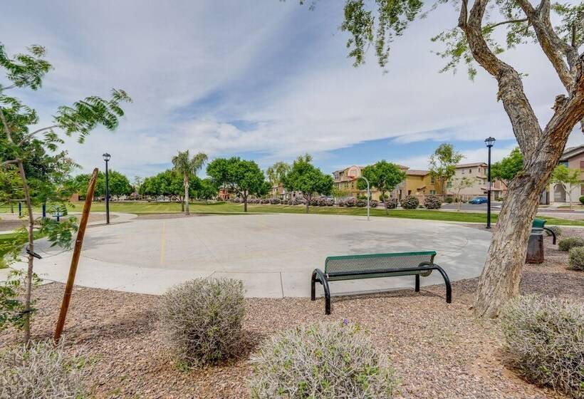 Welcoming Phoenix Home W/ Community Amenities!