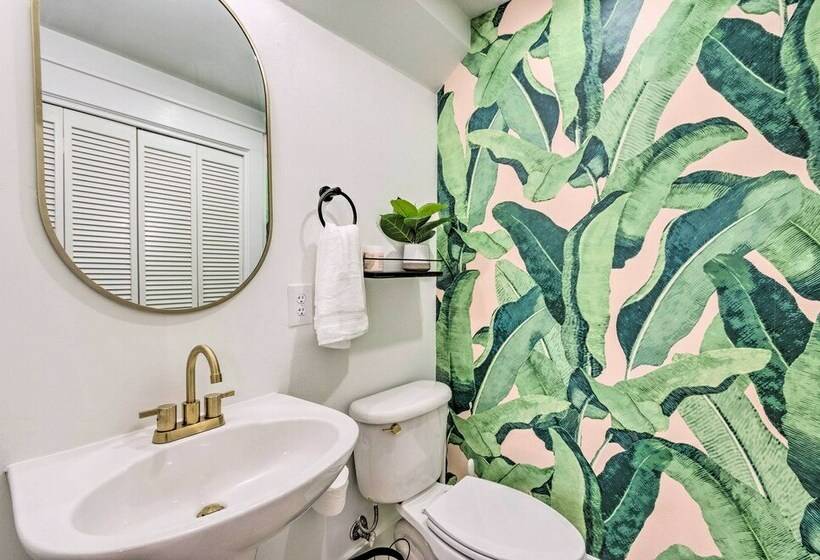 Beverly Bungalow; Easy Walk To Seagrove Beach