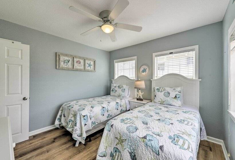Breezy Pcb Retreat W/ Direct Beach Access!