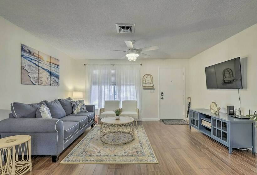 Calming Getaway: 9 Mi To Clearwater Beach!