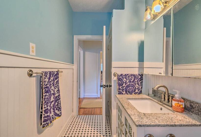 Chic Ocala Home W/ Yard ~ 1 Mi To Dtwn Square