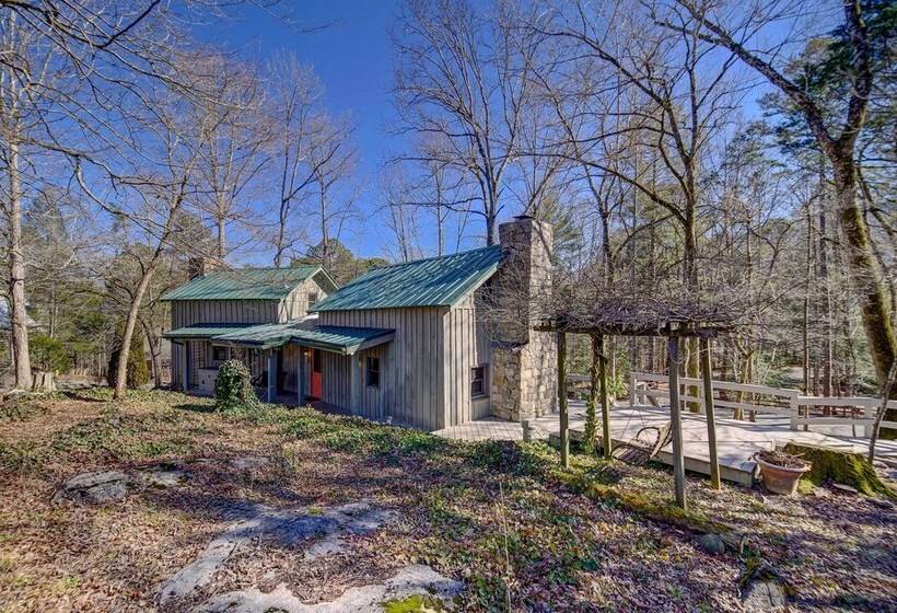 Cozy Log Cabin: 6 Mi To Great Smoky Mtns Np!