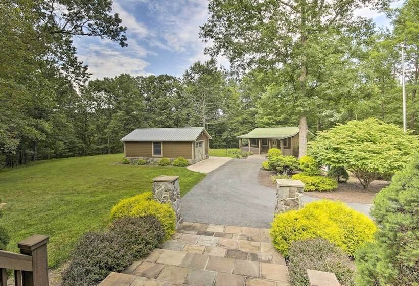 Creekside Berkeley Springs Cabin On 35 Acres!