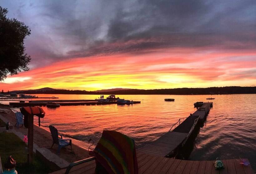 Diamond Lake Home W/ Dock Close To 2 Ski Resorts!