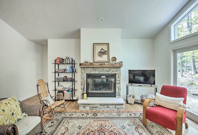 Door County Family Home: 3 Mi Whitefish Dunes