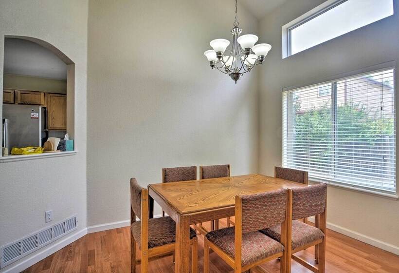 Family Home W/ Fenced Yard: 15 Mi To Denver!