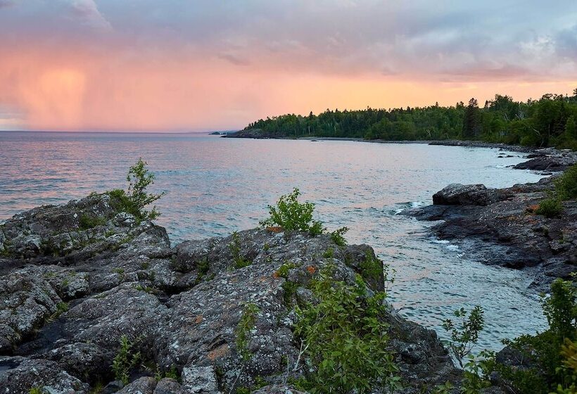 Heart Of Superior Lake Cabin: 15 Mi To Lutsen Mtn!