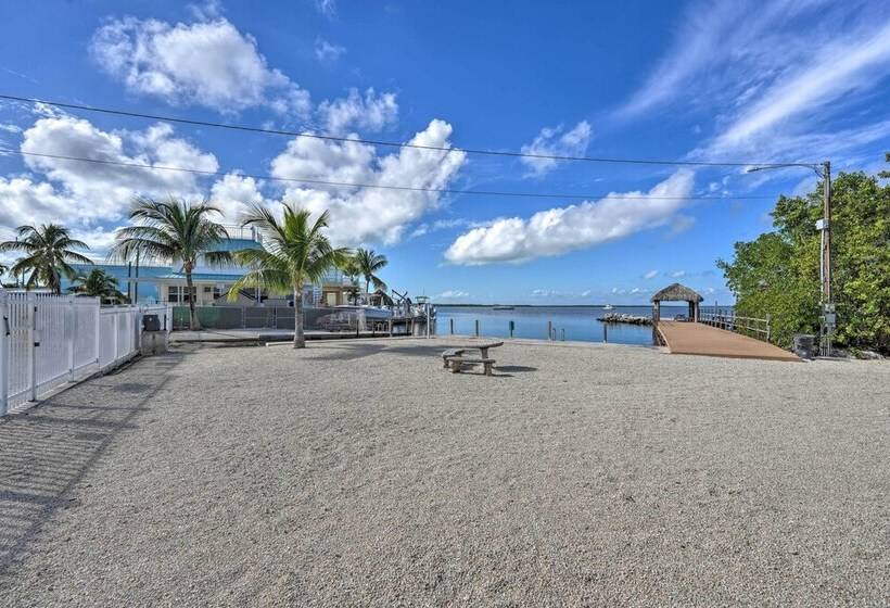 Key Largo Home W/ Dock & Private Beach Access