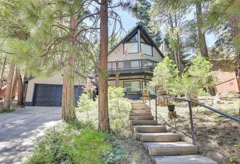 Lake Arrowhead Cabin: Lake Access, Fire Pit & Deck