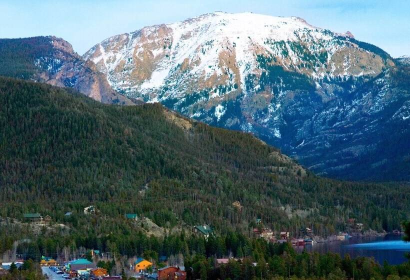 Dog Friendly Cabin In The Heart Of Grand Lake!