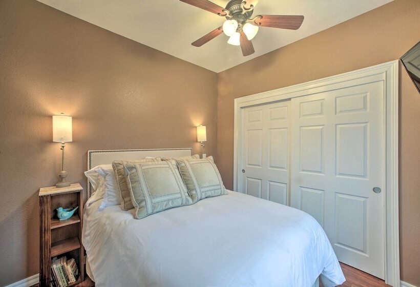 Riverfront Arkansas Retreat Near Fishing & Hiking!