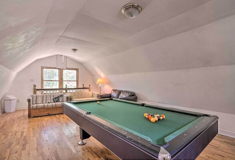 Riverfront Retreat On 4 Acres W/ Private Dock