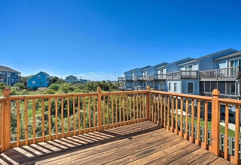 Spacious North Topsail Family Home With 2 Decks