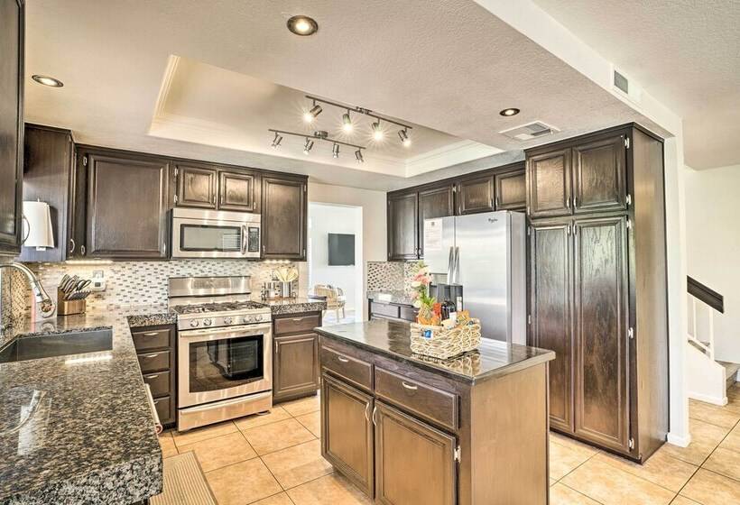 Home W/ Private Pool & Game Room In Indio!