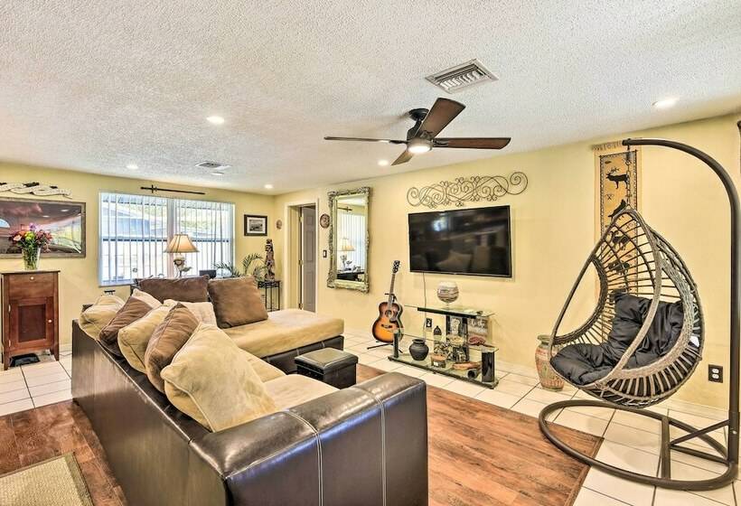 Unique Nokomis Home ~ 2 Mi To Beach Access!
