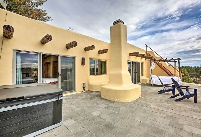 Adobe Home   River & Mtn Views W/ Hot Tub!