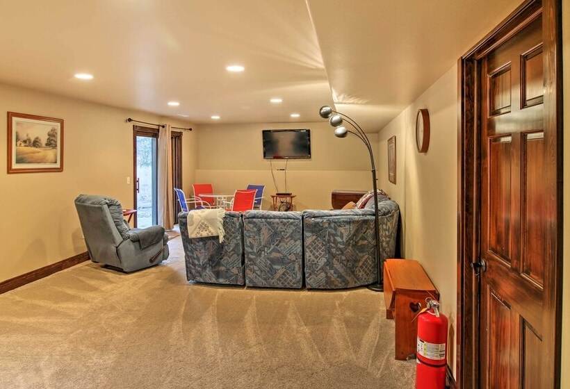 Black Hills Getaway W/ Deck   Near Hiking Trails!