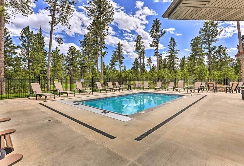 Black Hills Getaway W/ Deck   Near Hiking Trails!