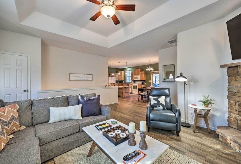 Chic Afton Home W/ Lake & Resort Access!