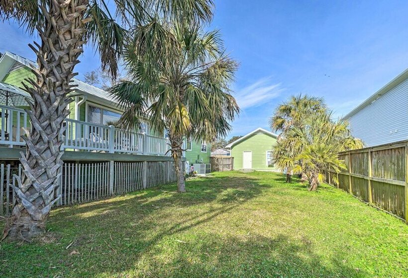 Coastal Hideaway ~ 1/2 Mi To Beach + Boardwalk!