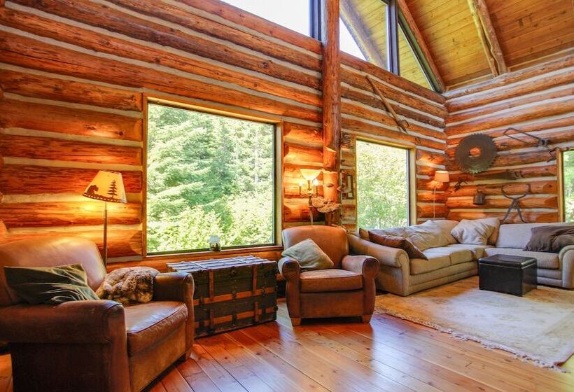 Cozy Easton Cabin W/ Wenatchee Nat L Forest Views!