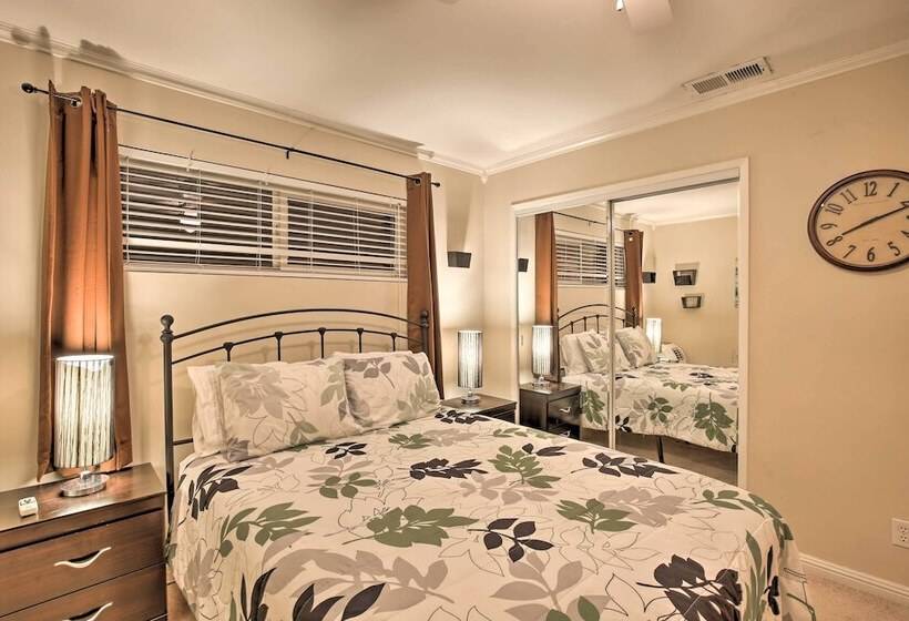 Palm Desert Abode: Pool, Walk To El Paseo District