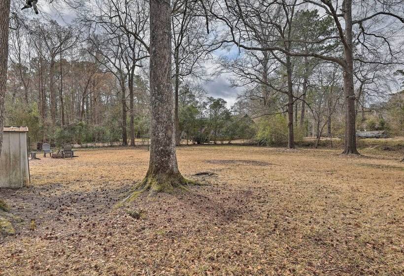 Dog Friendly House W/ Yard: Near Boat Launch!