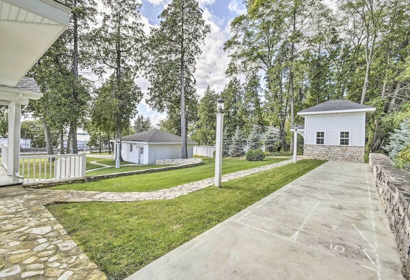 Ephraim Home W/ Yard   Walk To Lake Michigan!