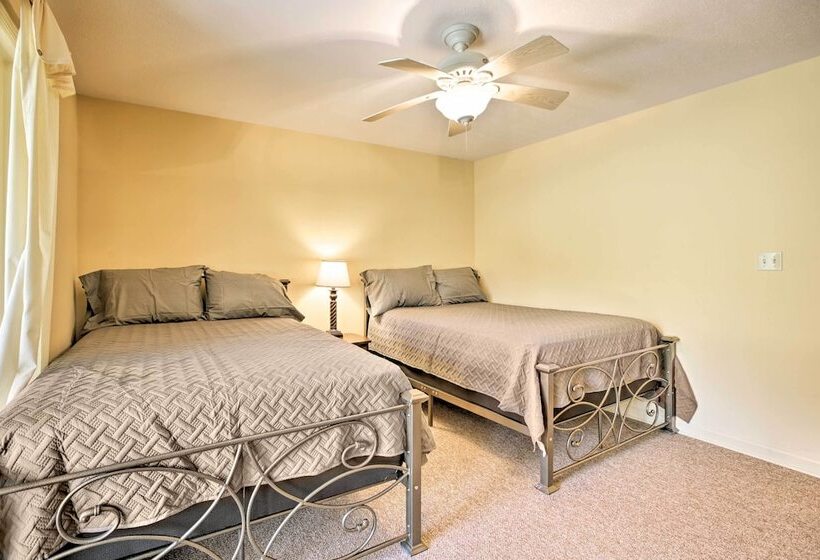 House W/deck, Fire Pit   15 Mins To Snowshoe!