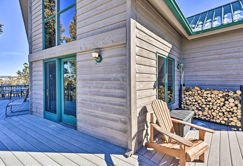 Jefferson Cabin W/ Hot Tub: Ski, Hike, Bike!