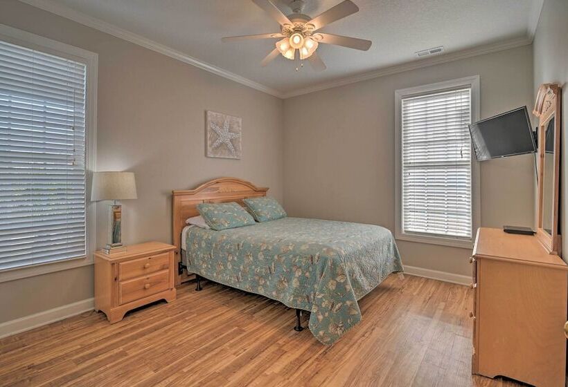 Large Home W/ Hot Tub & Pool: 500 Ft To The Beach