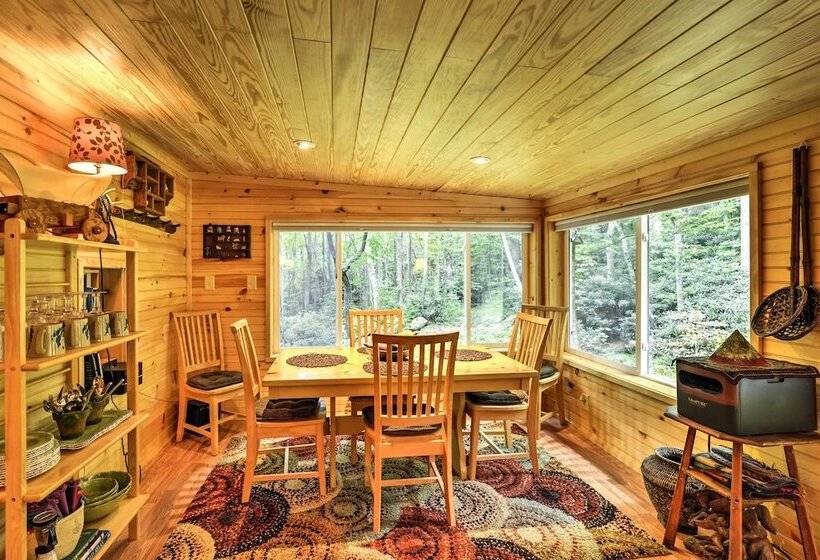 Lotsa Moose Lodge  Pisgah Forest Waterfall Cabin!