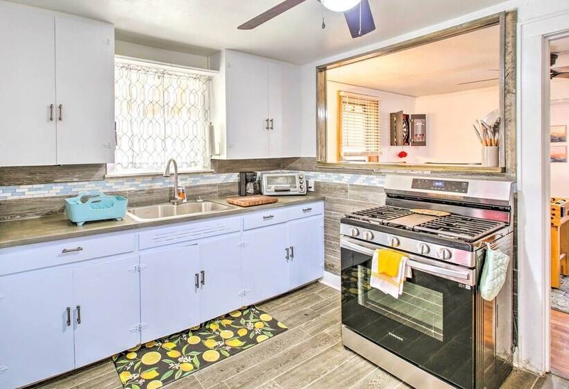 Pet Friendly Hot Springs Abode < 1 Mi To Dtwn