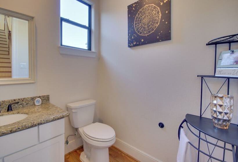 Pet Friendly Houston Home ~ 7 Mi To Downtown!